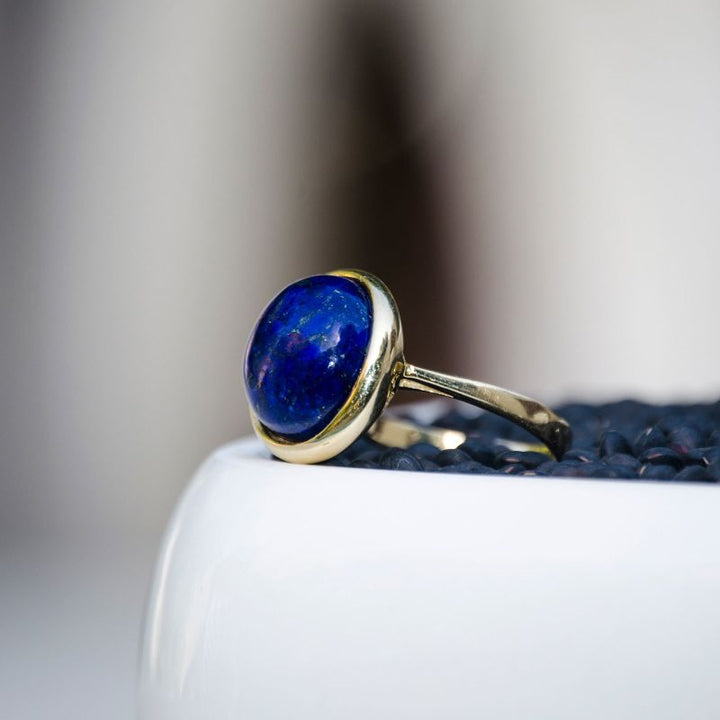 14K Yellow Gold Round Blue Lapis Lazuli 14mm Ring