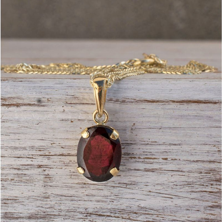 14K Yellow Gold 8x10mm Garnet Oval Pendant