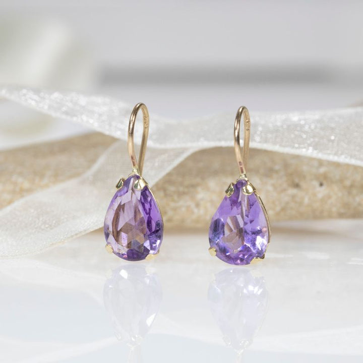 14K Yellow Gold Teardrop Dangle Earrings Inlaid with Amethyst