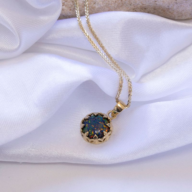 14k Gold Black Opal 8mm Decorate Round Necklace