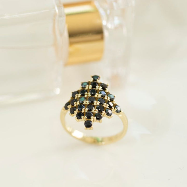 14K Yellow Gold 25 Black CZ Stones Decorate Ring