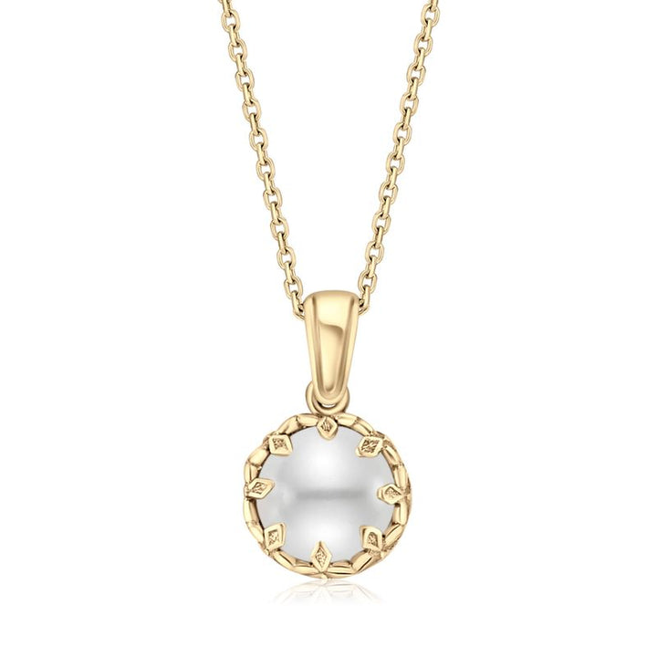 Gold Plated Round Pendant Inlaid with White Pearl