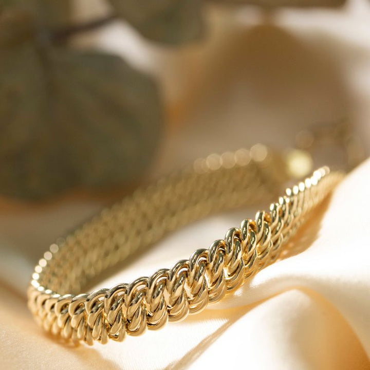 14K Gold Duble Knots Gormet Bracelet