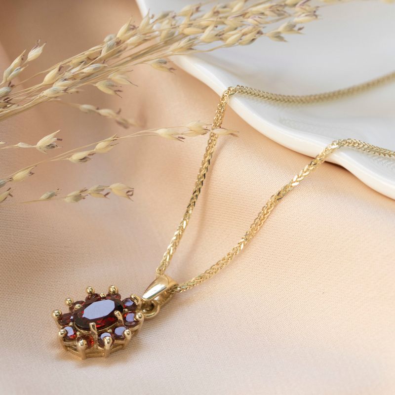 Lucia Pendant 14K Gold Garnet