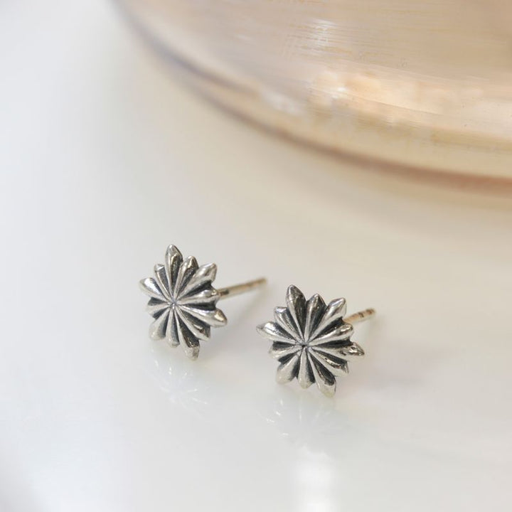 925 Silver Flower Studs with Gemstone - Chic Gift