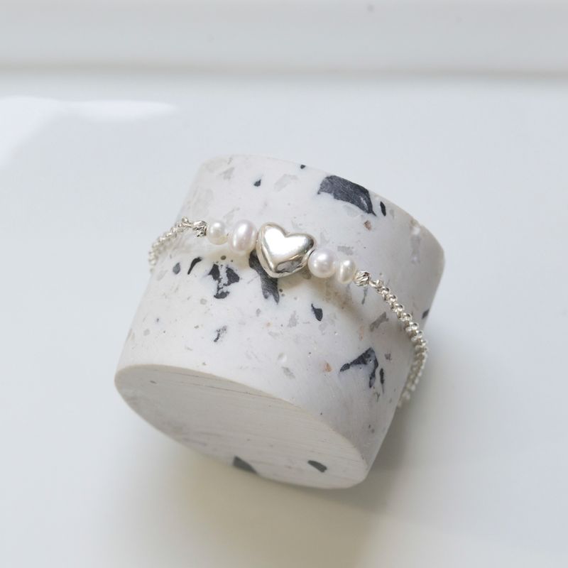 Silver Beaded Heart Bracelet with White Pearl Beads