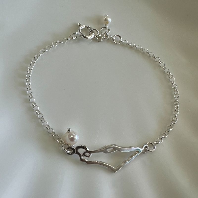 Israel Silver Bracelet with a pearl