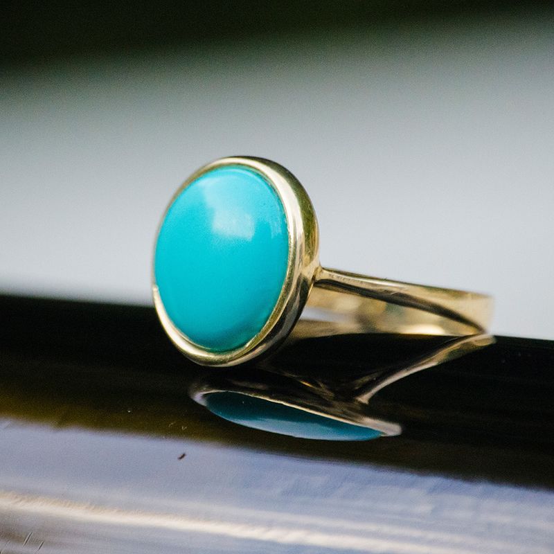 14K Yellow Gold Round 14mm Turquoise Vintage Ring