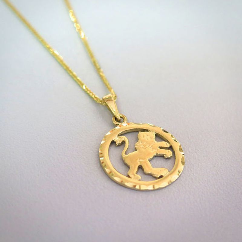 14K Yellow Gold Leo Pendant