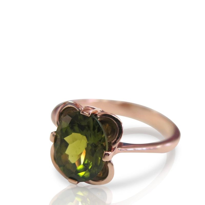 14K Rose gold Vintage Ring With 8x10 Peridot Gemstone