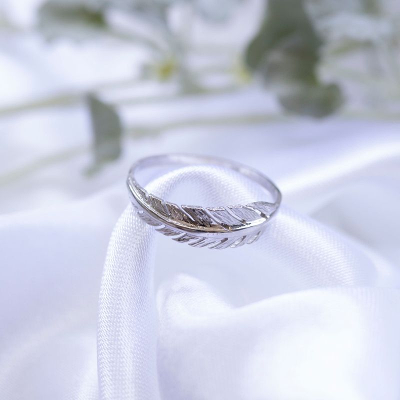 White gold feather ring hotsell