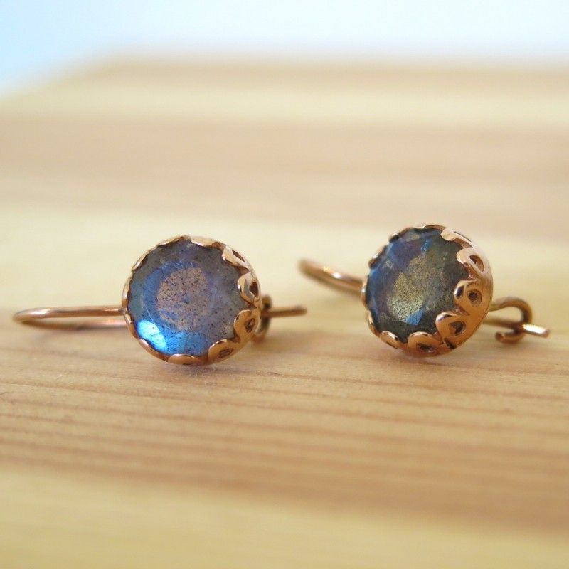 14k Gold Labradorite Round Vintage Earrings