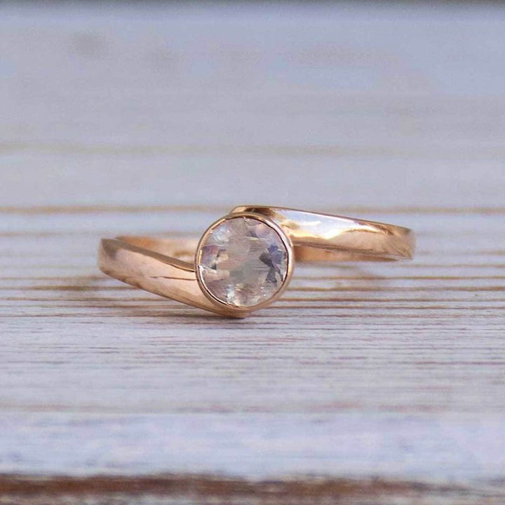 14K Rose Gold Round White Moonstone 5mm Ring