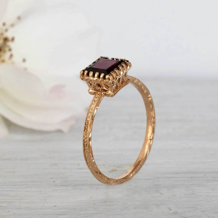 14K Rose Gold Square Red Garnet 6X6mm Ring