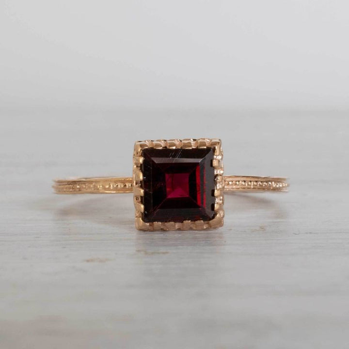 14K Rose Gold Square Red Garnet 6X6mm Ring