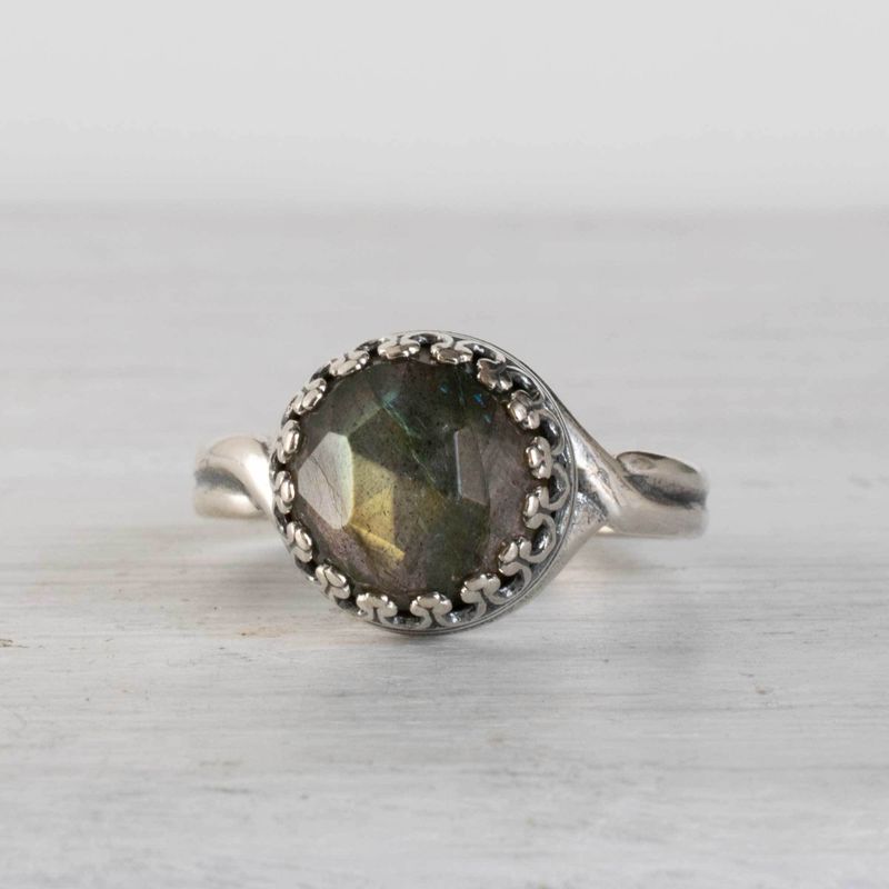 925 Sterling Silver Round Brown Labradorite 10mm Ring