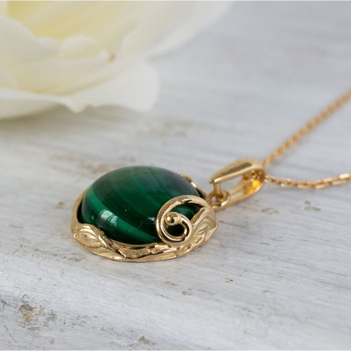 Yellow Gold Plated Round Green Malachite 14mm Pendant