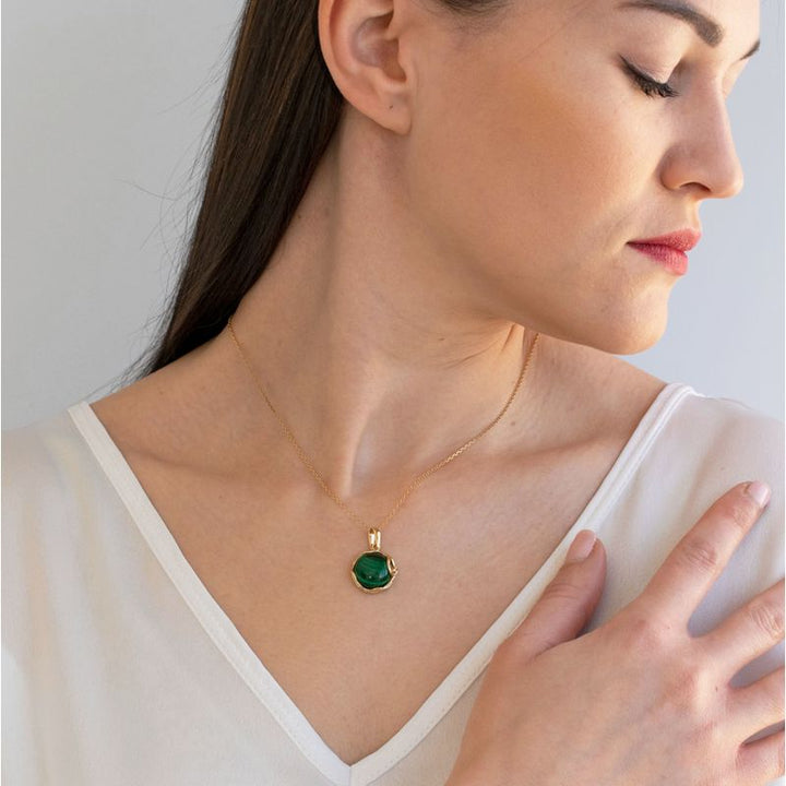 Yellow Gold Plated Round Green Malachite 14mm Pendant