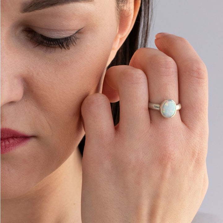 925 Sterling Silver Round White Opal 8X10mm Ring