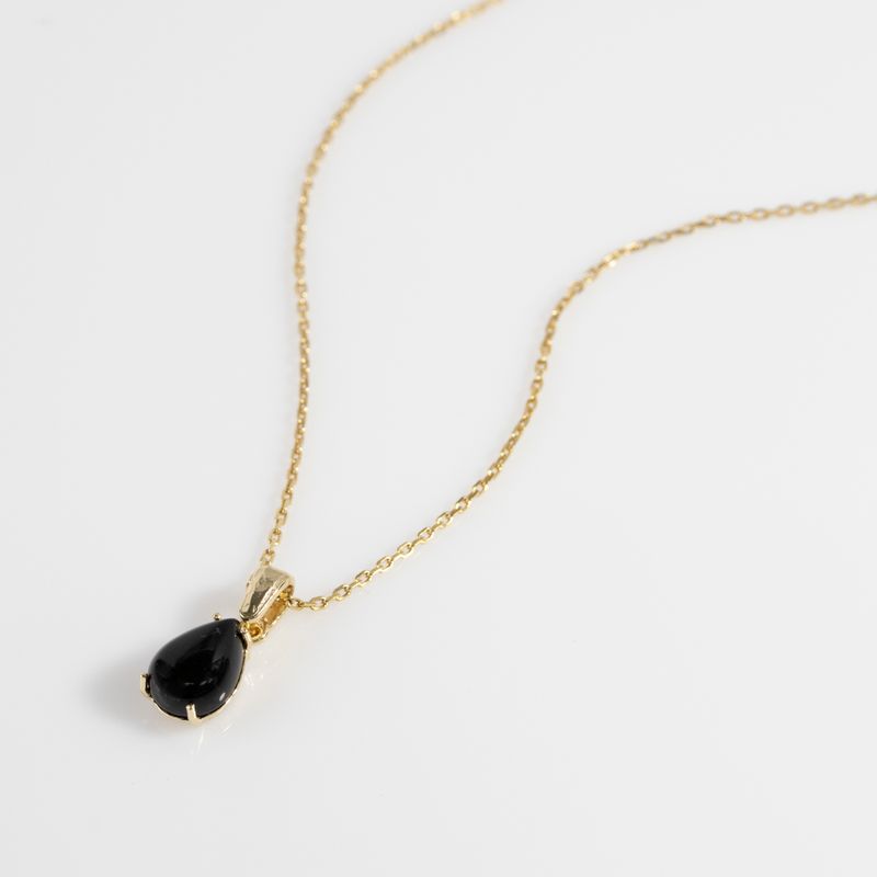 Yellow Gold Plated Teardrop Black Onyx 7X10mm Pendant