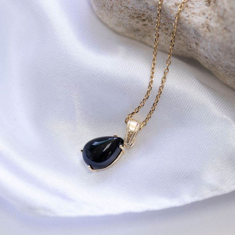 Natural Black Onyx Protection Necklace | Oomiay – Oomiay Jewelry